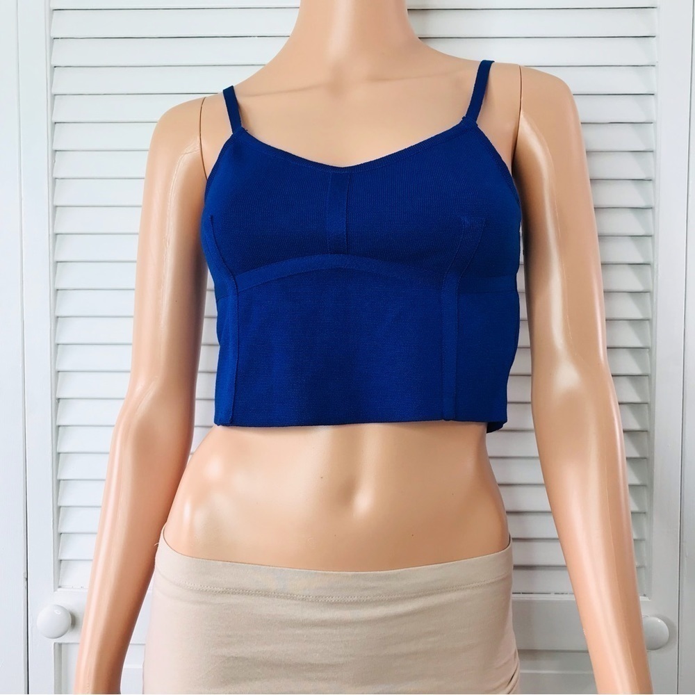 NOCTURNE Saxe Royal Blue Knitted Crop Top Size Medium